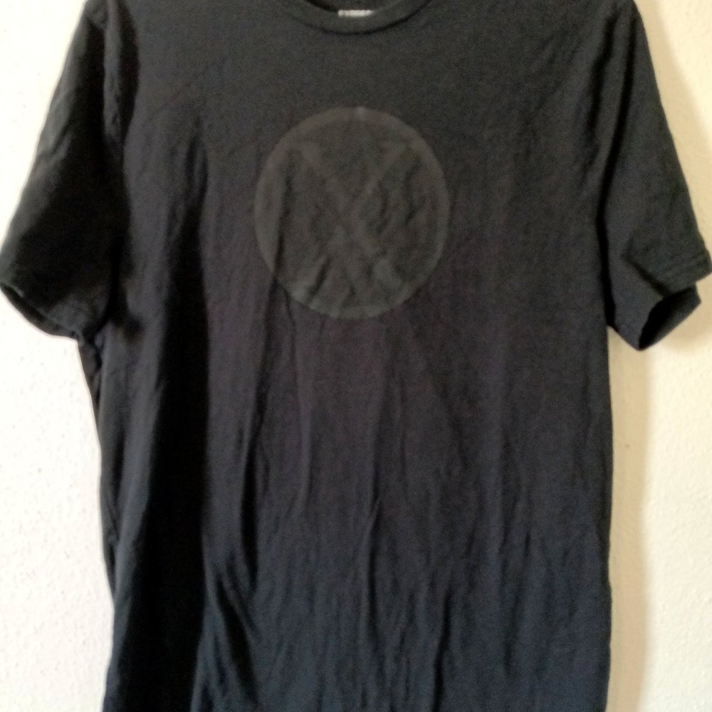 Express black X t-shirt